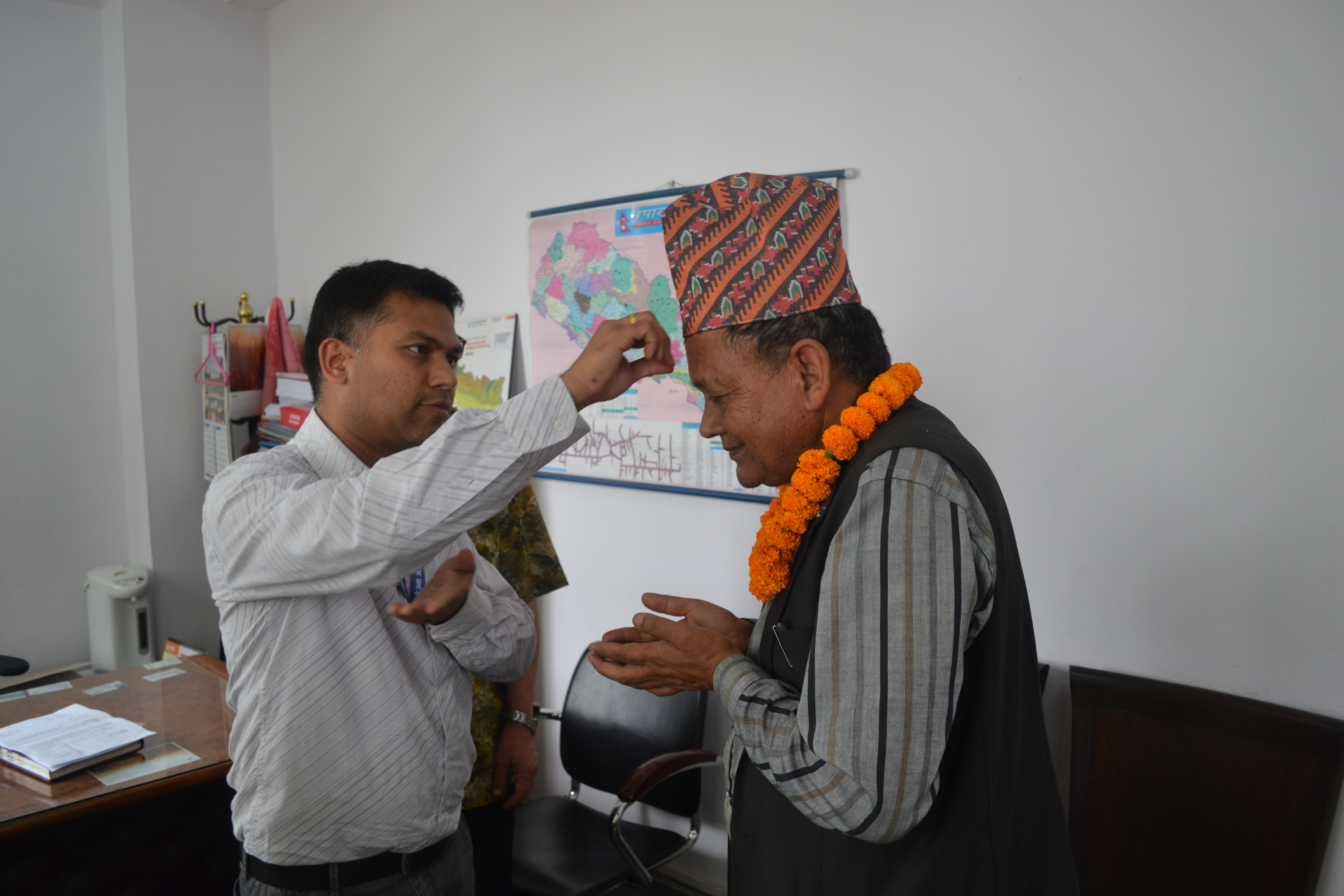 राष्ट्रिय योजना आयोगको कर्मचारी श्री ज्ञान बहादुर बस्नेत, श्री चुडा बहादुर सुवेदी र श्री कीर्ति बहादुर सिंहको सेवा निवृत्त हुँदा बिदाई कार्यक्रमको केही झलकहरु 